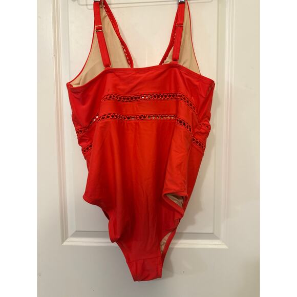Swimsuits For All Red One Piece - Picture 8 of 8